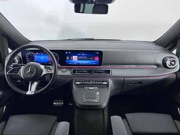 Mercedes-Benz V-Класс III (W447) Рестайлинг 2 с пробегом 2024 года, цена 10 899 000 рублей, 9692 км, минивэн, Автокод Объявления