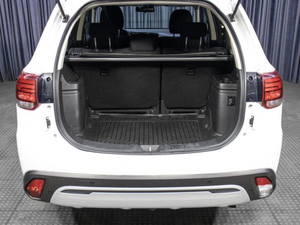 Mitsubishi Outlander III Рестайлинг 3 с пробегом 2019 года, цена 1 598 000 рублей, 252241 км, внедорожник, Автокод Объявления