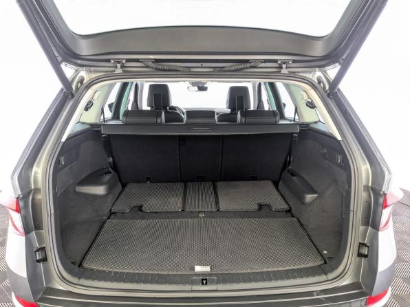 Skoda Kodiaq I с пробегом 2021 года, цена 3 335 000 рублей, 108232 км, внедорожник, Автокод Объявления