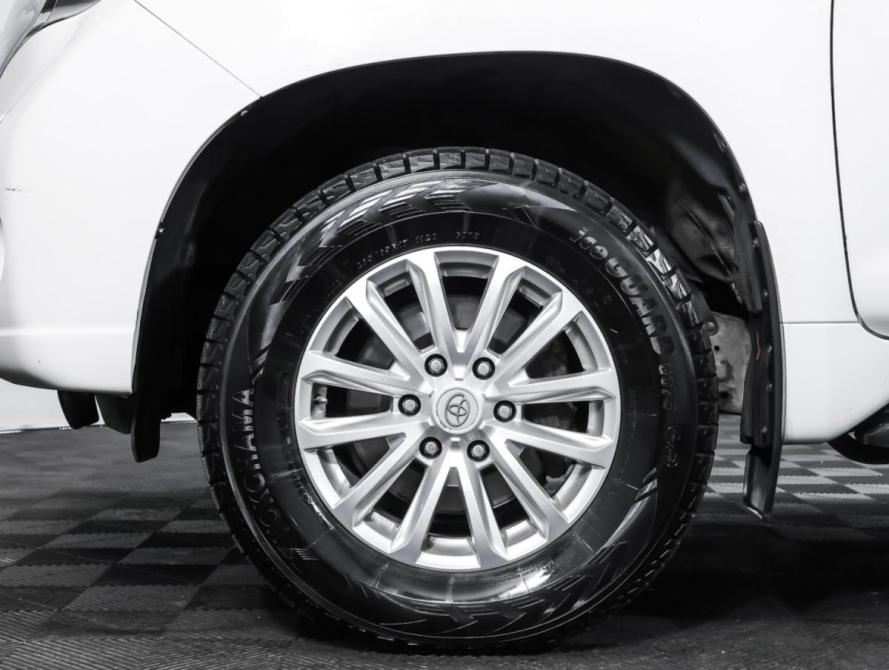 Toyota Land Cruiser Prado 150 Series Рестайлинг 1 Москва  - изображение 25