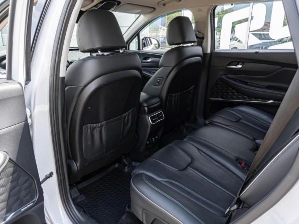 Hyundai Santa Fe IV Рестайлинг с пробегом 2021 года, цена 3 570 000 рублей, 136074 км, внедорожник, Автокод Объявления
