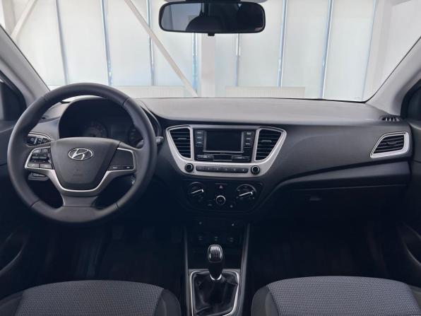 Hyundai Solaris II Рестайлинг с пробегом 2020 года, цена 1 320 000 рублей, 122780 км, седан, Автокод Объявления