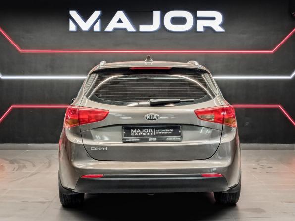Kia Ceed II Рестайлинг с пробегом 2018 года, цена 1 245 000 рублей, 189618 км, универсал, Автокод Объявления