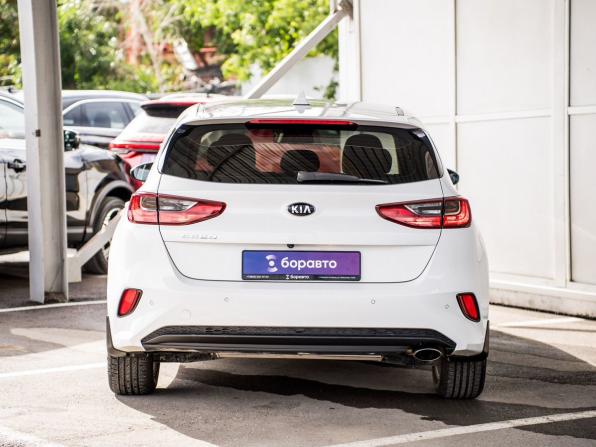 Kia Ceed III с пробегом 2018 года, цена 1 720 000 рублей, 121583 км, хэтчбек, Автокод Объявления