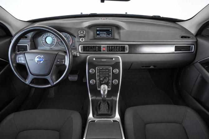 Volvo XC70 II Рестайлинг с пробегом 2013 года, цена 1 530 000 рублей, 177420 км, универсал, Автокод Объявления