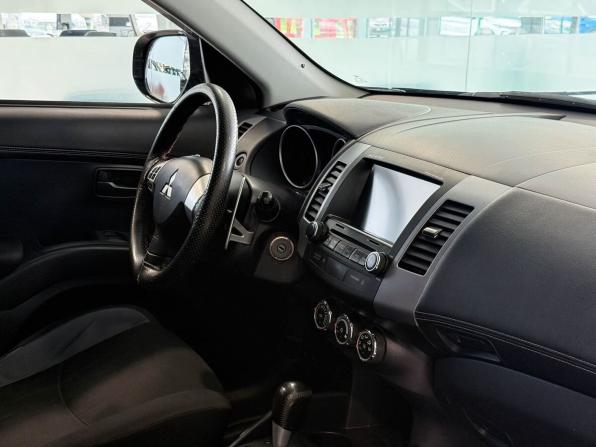 Mitsubishi Outlander II Рестайлинг с пробегом 2011 года, цена 937 000 рублей, 189782 км, внедорожник, Автокод Объявления