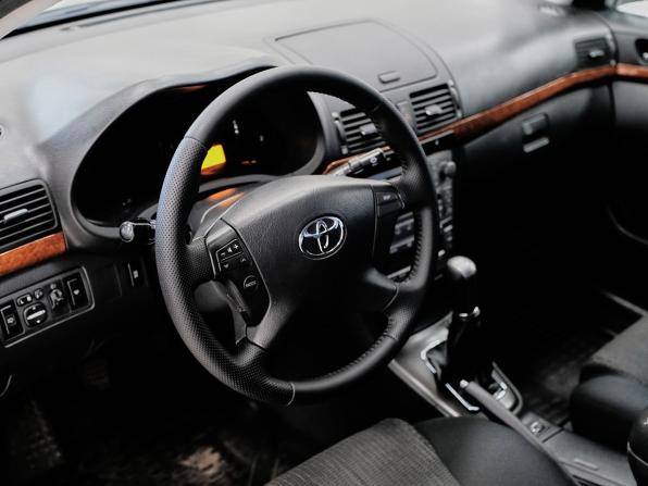 Toyota Avensis II Рестайлинг с пробегом 2007 года, цена 860 000 рублей, 236718 км, седан, Автокод Объявления