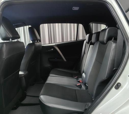 Toyota RAV4 IV (XA40) Рестайлинг с пробегом 2017 года, цена 2 888 000 рублей, 124452 км, внедорожник, Автокод Объявления