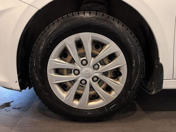 Kia Ceed III с пробегом 2019 года, цена 990 000 рублей, 174801 км, универсал, Автокод Объявления