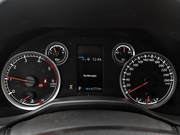 Toyota Land Cruiser 300 Series с пробегом 2022 года, цена 9 150 000 рублей, 31000 км, внедорожник, Автокод Объявления