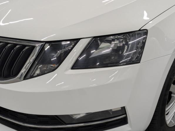 Skoda Octavia III (A7) Рестайлинг с пробегом 2019 года, цена 1 599 000 рублей, 126000 км, лифтбек, Автокод Объявления