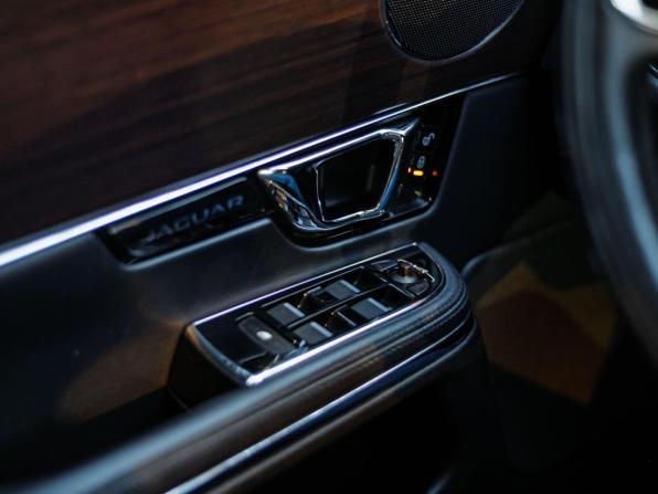 Jaguar XJ IV (X351) с пробегом 2014 года, цена 1 577 000 рублей, 121939 км, седан, Автокод Объявления
