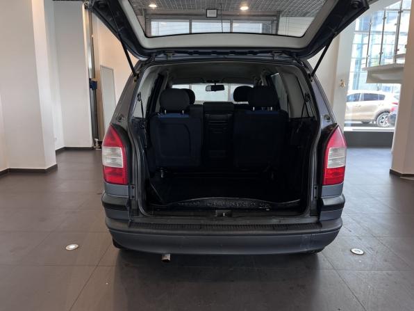Opel Zafira A Рестайлинг с пробегом 2004 года, цена 238 000 рублей, 575960 км, компактвэн, Автокод Объявления