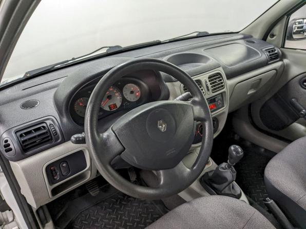 Renault Symbol I Рестайлинг с пробегом 2005 года, цена 550 000 рублей, 43000 км, седан, Автокод Объявления