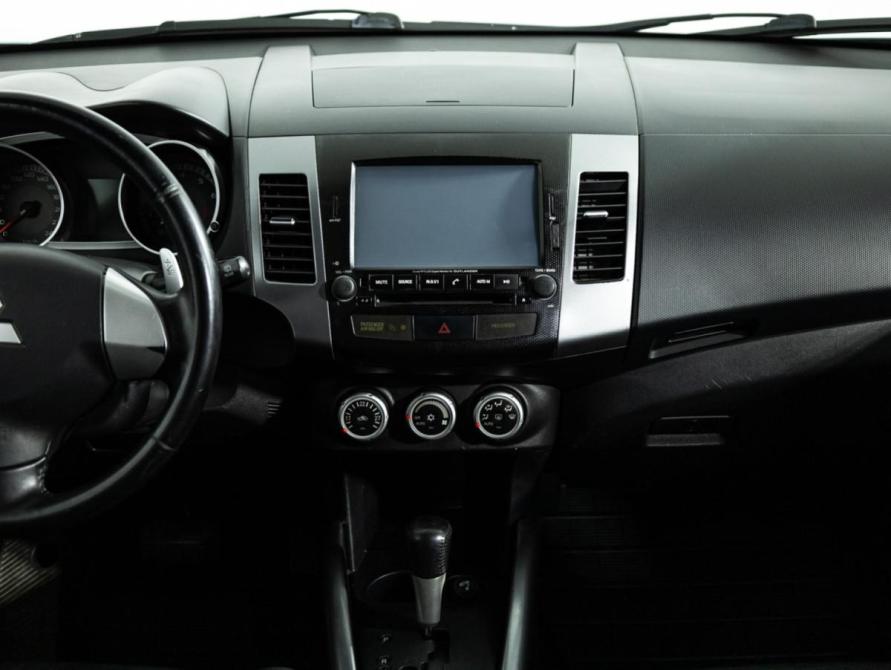 Mitsubishi Outlander II Санкт-Петербург  - изображение 15