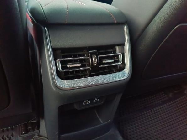 Hongqi H6 с пробегом 2025 года, цена 3 539 000 рублей, 11604 км, лифтбек, Автокод Объявления