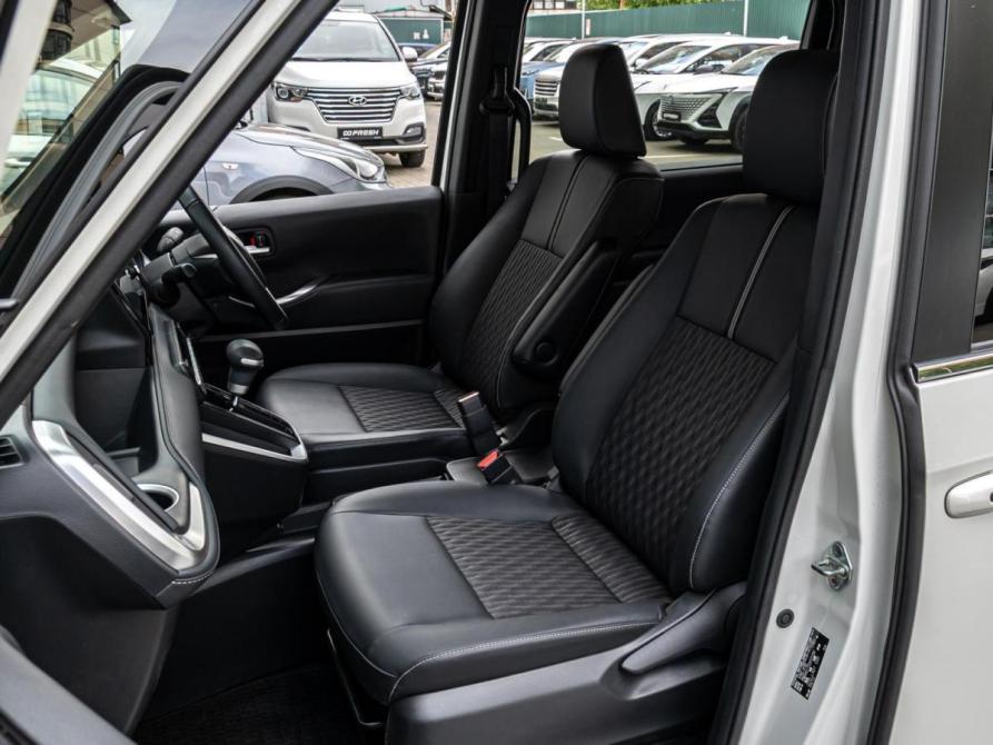 Toyota Noah IV (R90) Краснодар  - изображение 8
