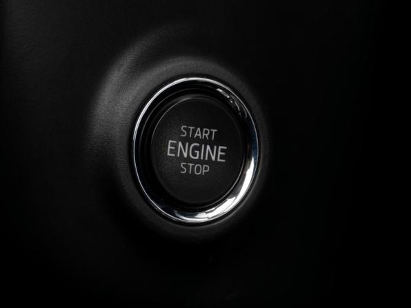 Skoda Octavia IV (A8) с пробегом 2021 года, цена 2 749 000 рублей, 37949 км, лифтбек, Автокод Объявления