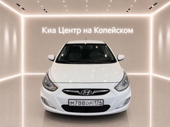 Hyundai Solaris I с пробегом 2013 года, цена 789 990 рублей, 194500 км, седан, Автокод Объявления