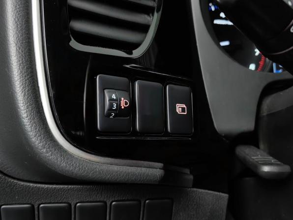 Mitsubishi Outlander III Рестайлинг 2 с пробегом 2018 года, цена 1 555 000 рублей, 165025 км, внедорожник, Автокод Объявления