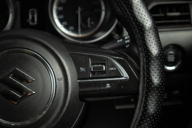 Suzuki Swift V с пробегом 2018 года, цена 1 099 000 рублей, 140000 км, хэтчбек, Автокод Объявления