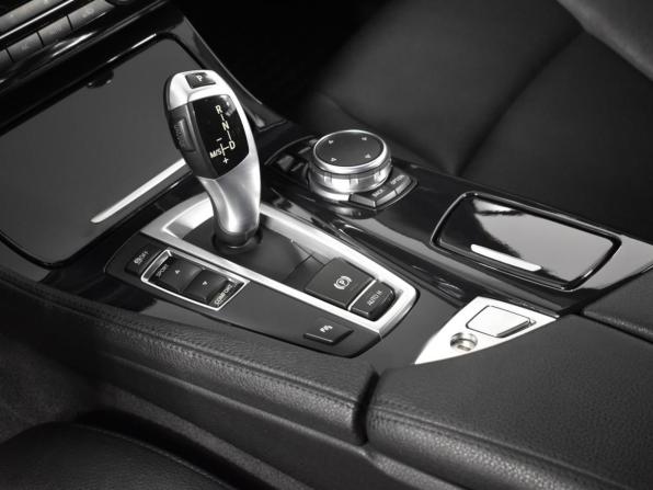 BMW 5 серии VI (F10/F11/F07) Рестайлинг с пробегом 2016 года, цена 2 349 900 рублей, 132341 км, седан, Автокод Объявления