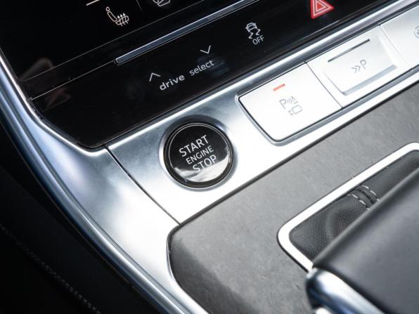 Audi A6 V (C8) с пробегом 2020 года, цена 4 900 000 рублей, 70495 км, седан, Автокод Объявления