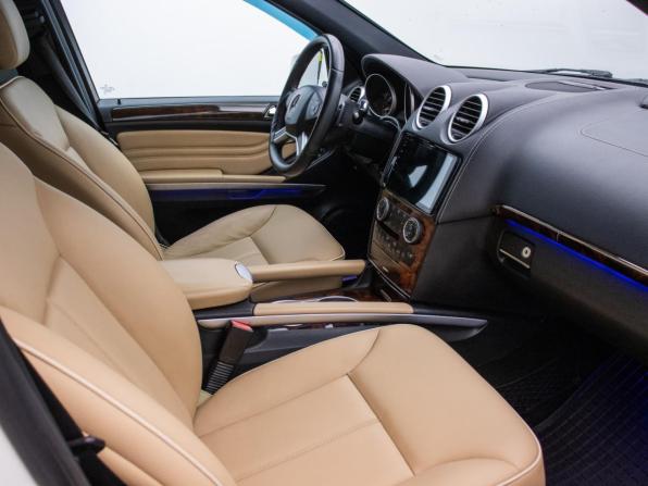 Mercedes-Benz M-Класс II (W164) Рестайлинг с пробегом 2011 года, цена 1 740 000 рублей, 206876 км, внедорожник, Автокод Объявления
