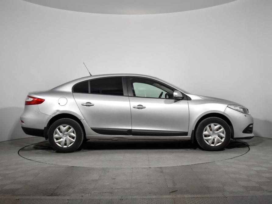 Renault Fluence I Рестайлинг Санкт-Петербург  - изображение 4