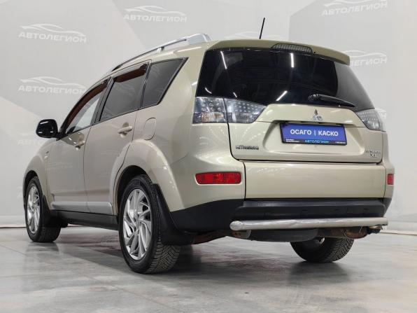 Mitsubishi Outlander II с пробегом 2007 года, цена 1 099 000 рублей, 367000 км, внедорожник, Автокод Объявления