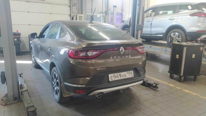 Renault Arkana I с пробегом 2019 года, цена 1 730 000 рублей, 13228 км, внедорожник, Автокод Объявления