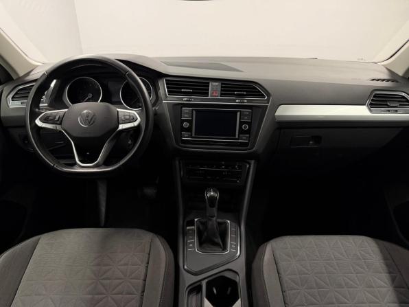 Volkswagen Tiguan II Рестайлинг с пробегом 2021 года, цена 2 330 000 рублей, 112938 км, внедорожник, Автокод Объявления
