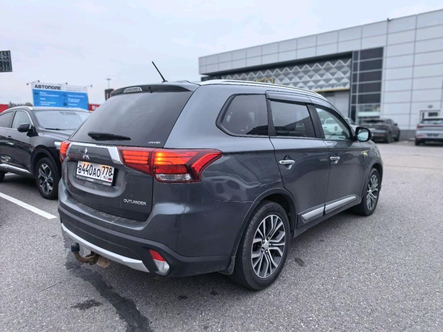 Mitsubishi Outlander III Рестайлинг 2 Санкт-Петербург  - изображение 3