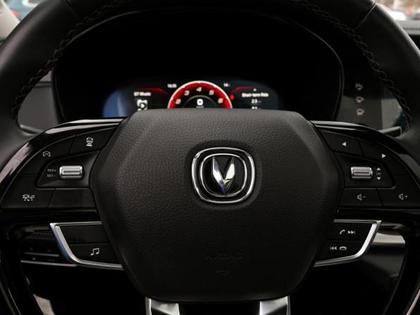 Changan CS95 I Рестайлинг с пробегом 2023 года, цена 3 099 800 рублей, 27730 км, внедорожник, Автокод Объявления