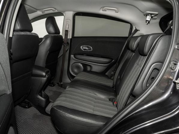 Honda Vezel I с пробегом 2015 года, цена 1 450 500 рублей, 120748 км, внедорожник, Автокод Объявления