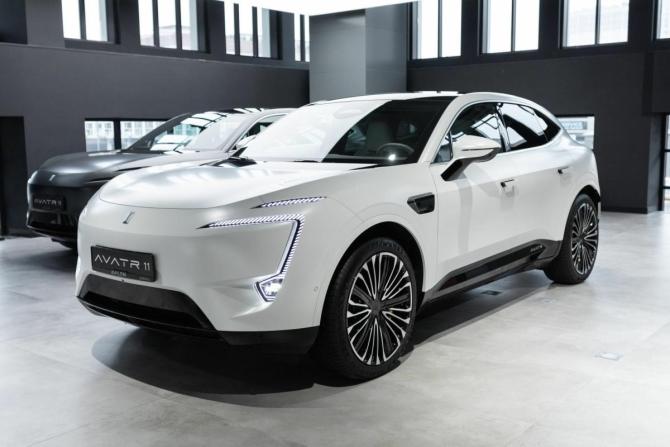 Новый Avatr 11 I 2025 года, цена 8 520 305 рублей, внедорожник, Автокод Объявления