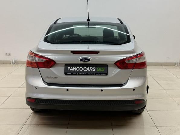 Ford Focus III с пробегом 2013 года, цена 555 000 рублей, 270238 км, хэтчбек, Автокод Объявления