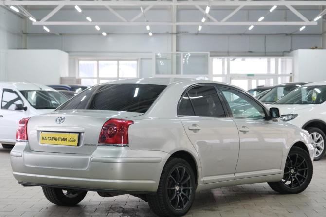 Toyota Avensis II с пробегом 2003 года, цена 699 000 рублей, 310000 км, седан, Автокод Объявления