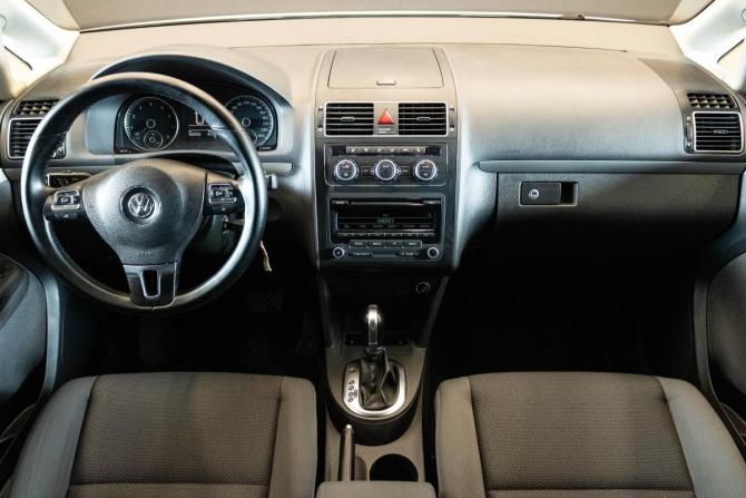 Volkswagen Touran I Рестайлинг 2 с пробегом 2014 года, цена 1 150 000 рублей, 162723 км, компактвэн, Автокод Объявления