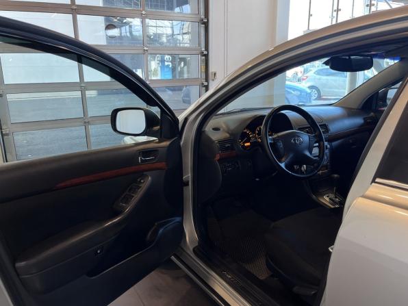 Toyota Avensis II Рестайлинг с пробегом 2007 года, цена 870 000 рублей, 256556 км, седан, Автокод Объявления