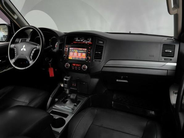 Mitsubishi Pajero IV Рестайлинг 1 с пробегом 2011 года, цена 1 948 000 рублей, 128000 км, внедорожник, Автокод Объявления