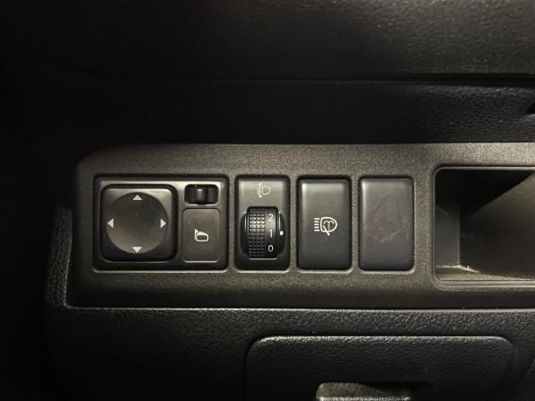 Nissan Note I Рестайлинг с пробегом 2011 года, цена 535 000 рублей, 372777 км, хэтчбек, Автокод Объявления