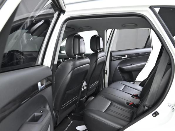Kia Sorento II Рестайлинг с пробегом 2017 года, цена 1 849 000 рублей, 107000 км, внедорожник, Автокод Объявления
