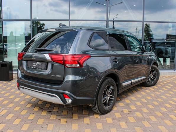 Mitsubishi Outlander III Рестайлинг 3 с пробегом 2019 года, цена 1 894 500 рублей, 123192 км, внедорожник, Автокод Объявления