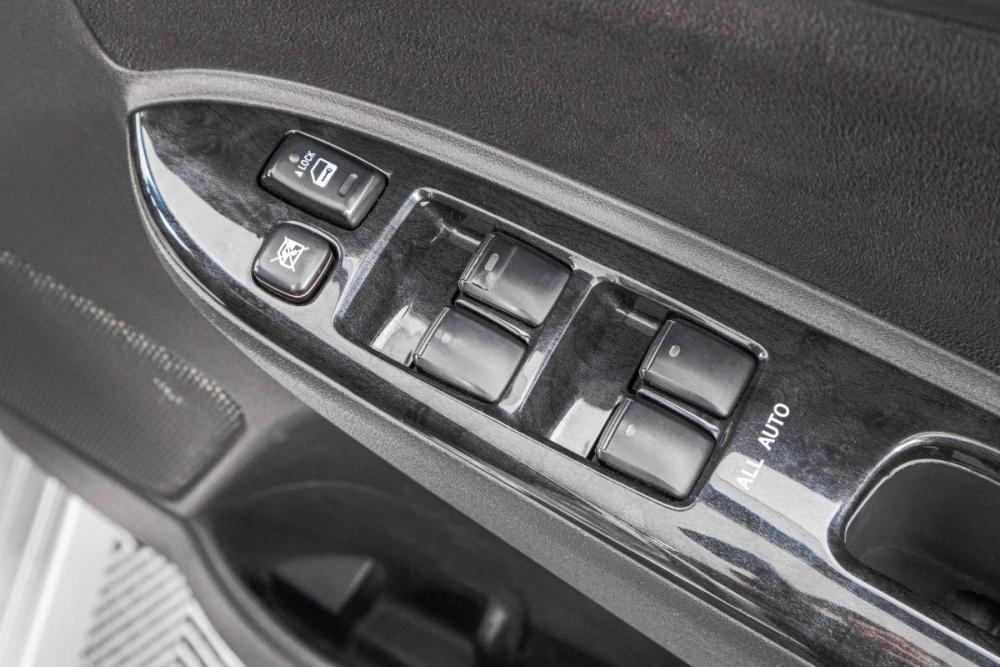 Toyota Wish I Барнаул  - изображение 10