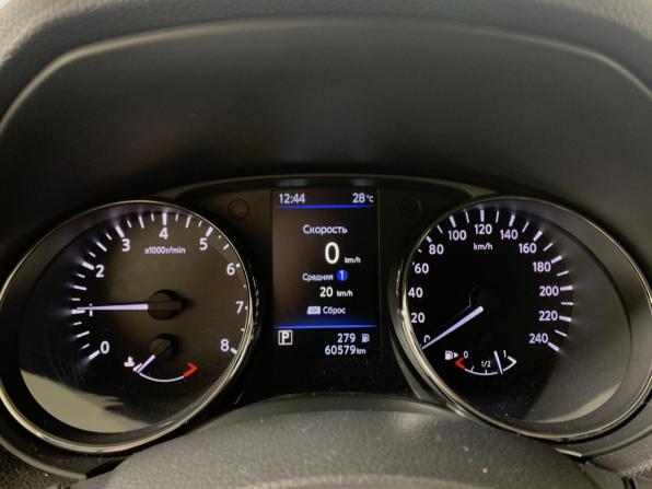 Nissan Qashqai II Рестайлинг с пробегом 2021 года, цена 2 415 000 рублей, 60025 км, внедорожник, Автокод Объявления