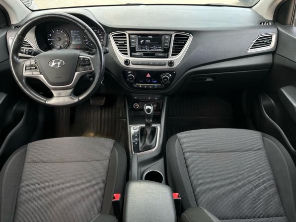 Hyundai Solaris II с пробегом 2020 года, цена 1 350 000 рублей, 130000 км, седан, Автокод Объявления