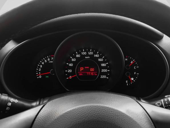Kia Soul II Рестайлинг с пробегом 2018 года, цена 1 615 000 рублей, 77000 км, хэтчбек, Автокод Объявления