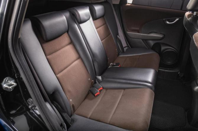 Honda Fit Shuttle I с пробегом 2012 года, цена 1 039 000 рублей, 182000 км, универсал, Автокод Объявления