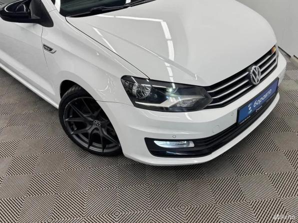 Volkswagen Polo V Рестайлинг с пробегом 2018 года, цена 1 375 000 рублей, 113002 км, седан, Автокод Объявления
